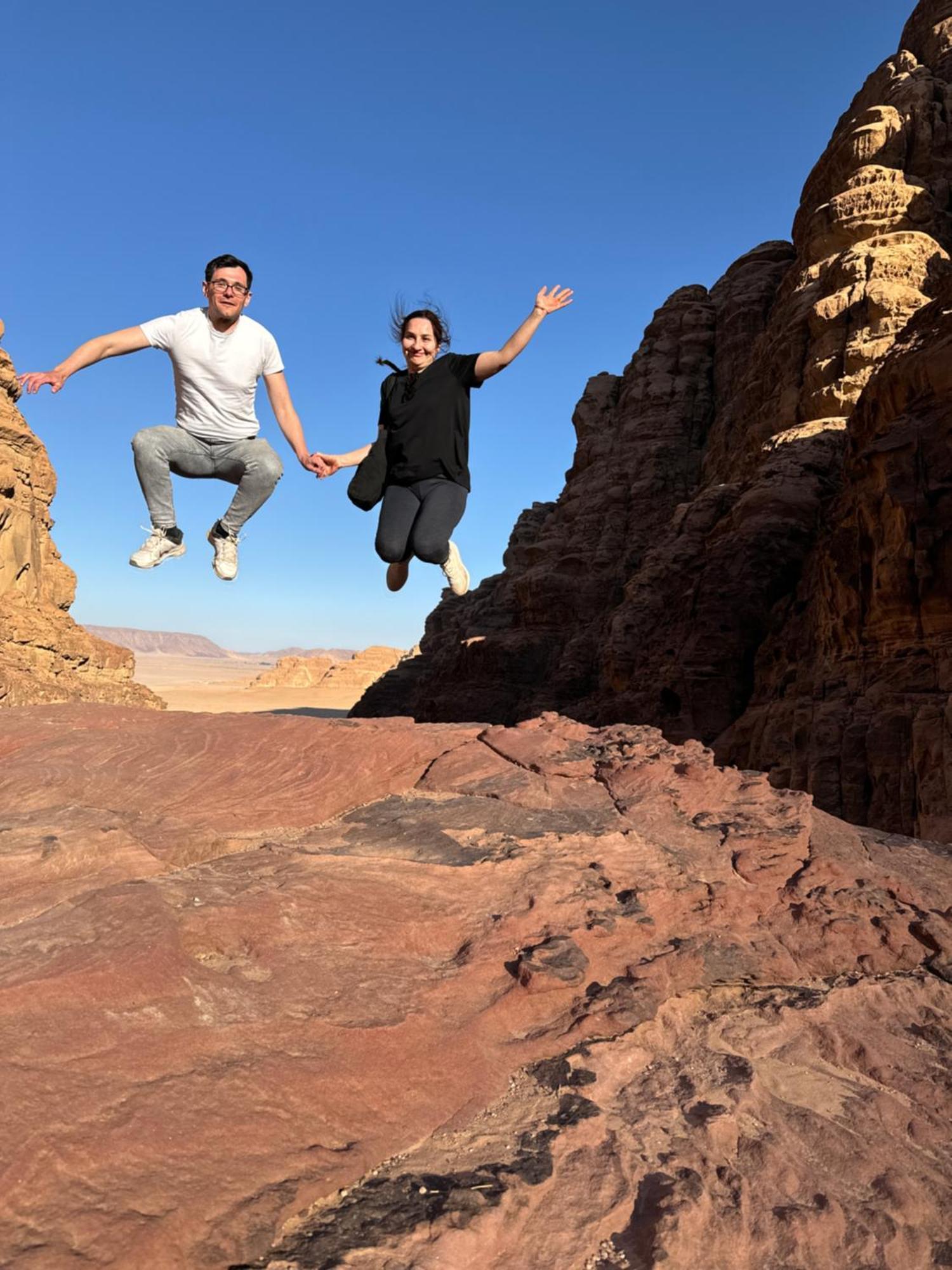 Wadi Rum Sky Camp Exterior photo